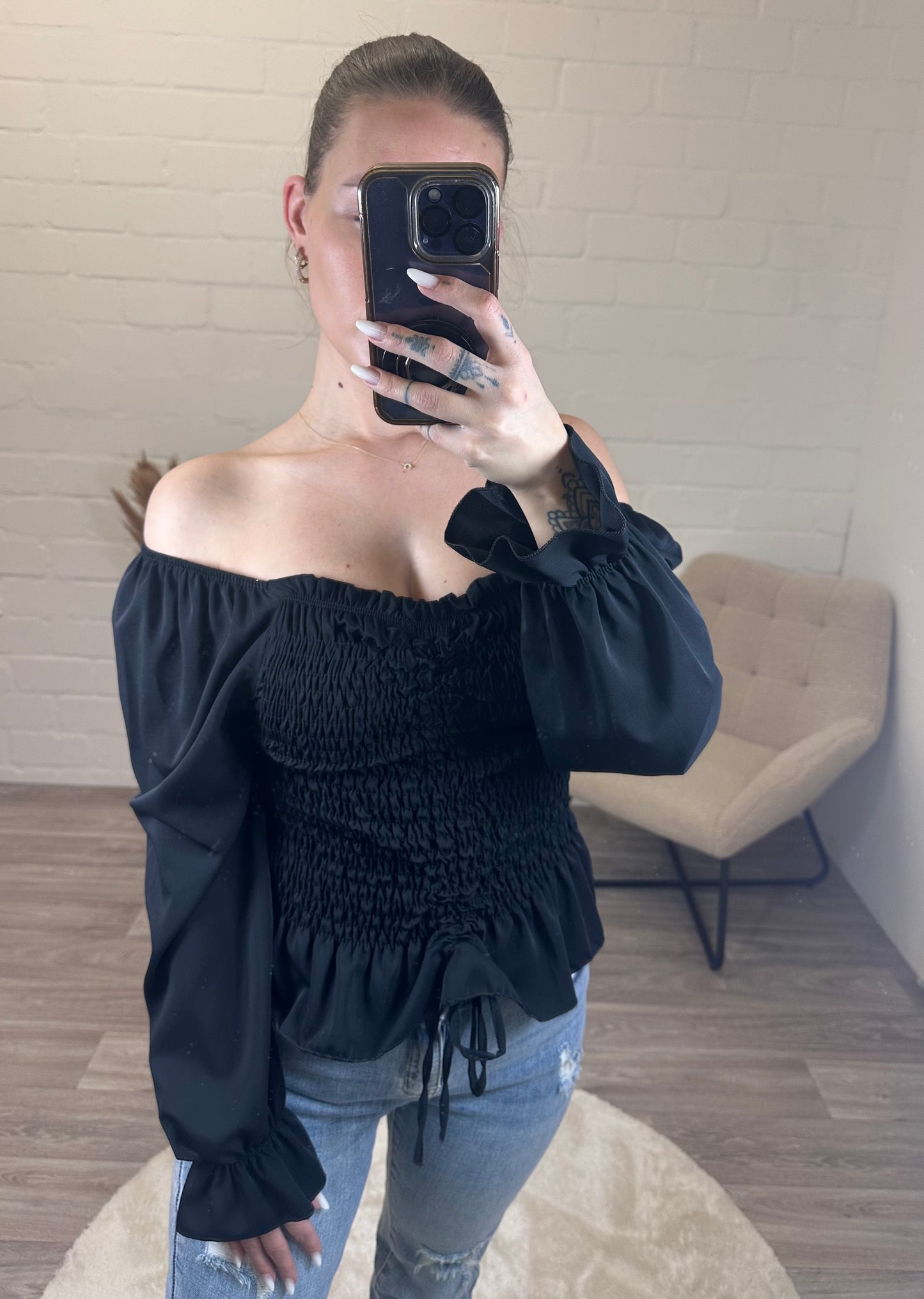 Bluse mit Kordelzug schwarz