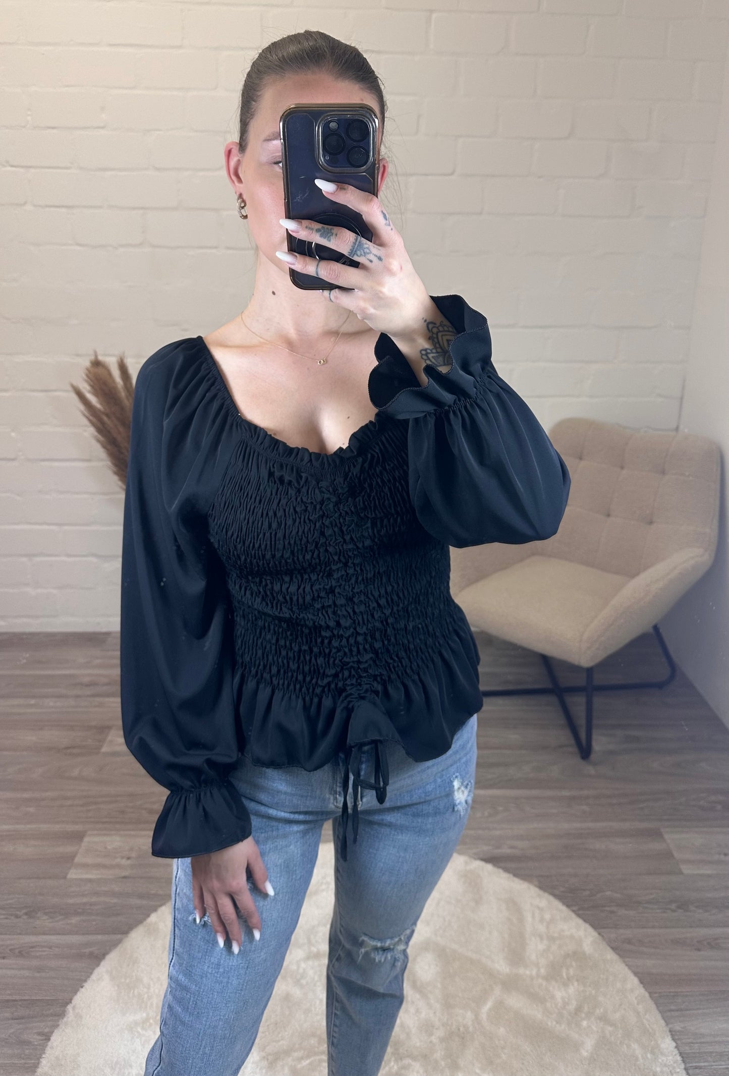 Bluse mit Kordelzug schwarz