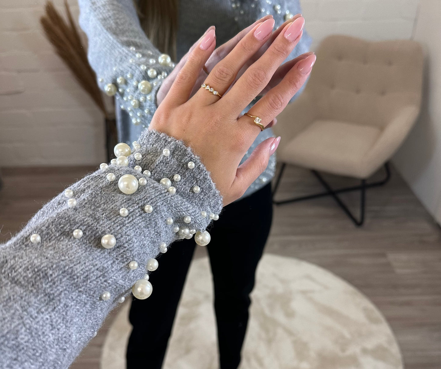 Pullover mit Perlen